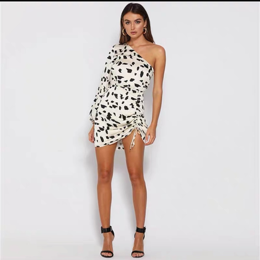 Dalmatian print asymmetric dress
